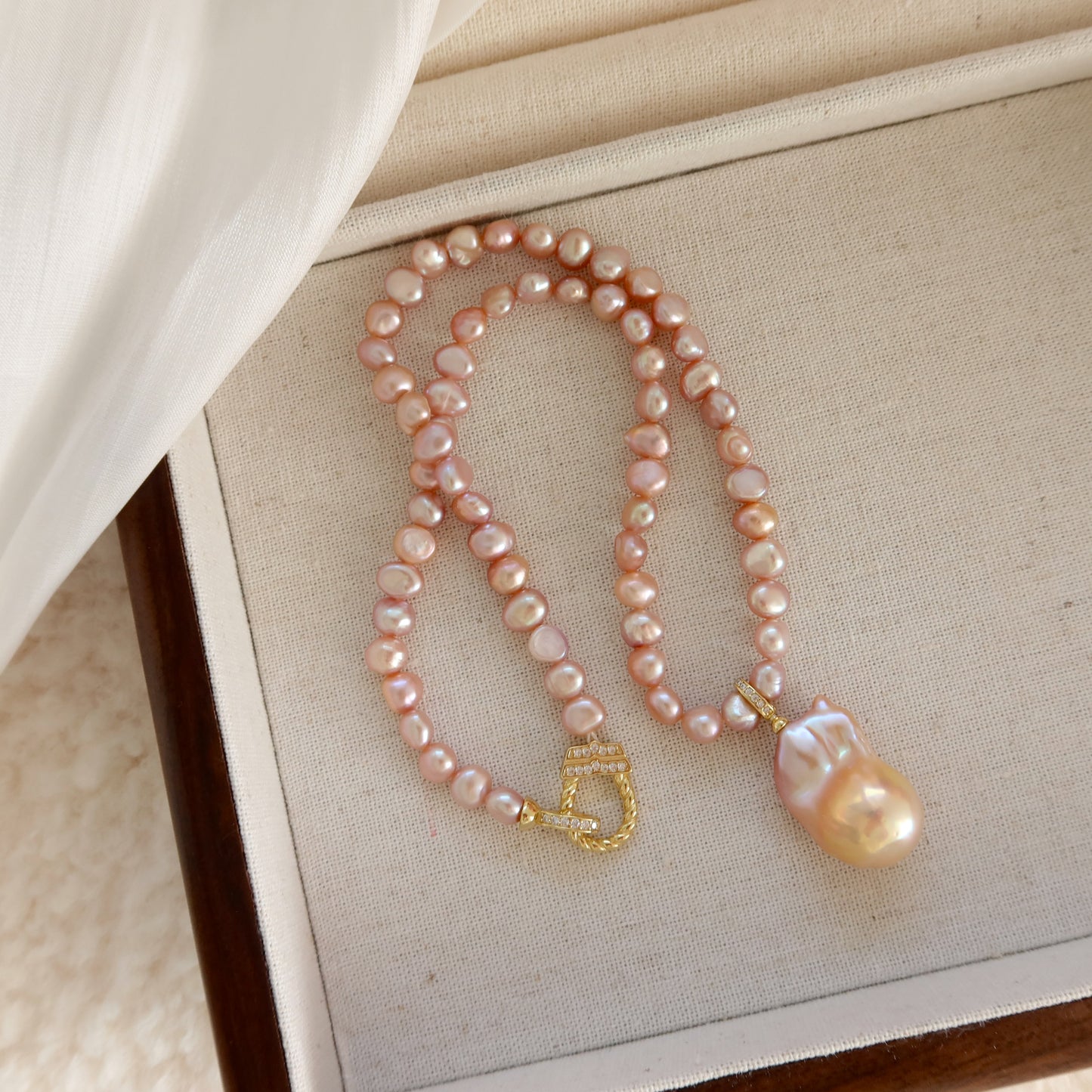 紫藤巴洛克珍珠项链