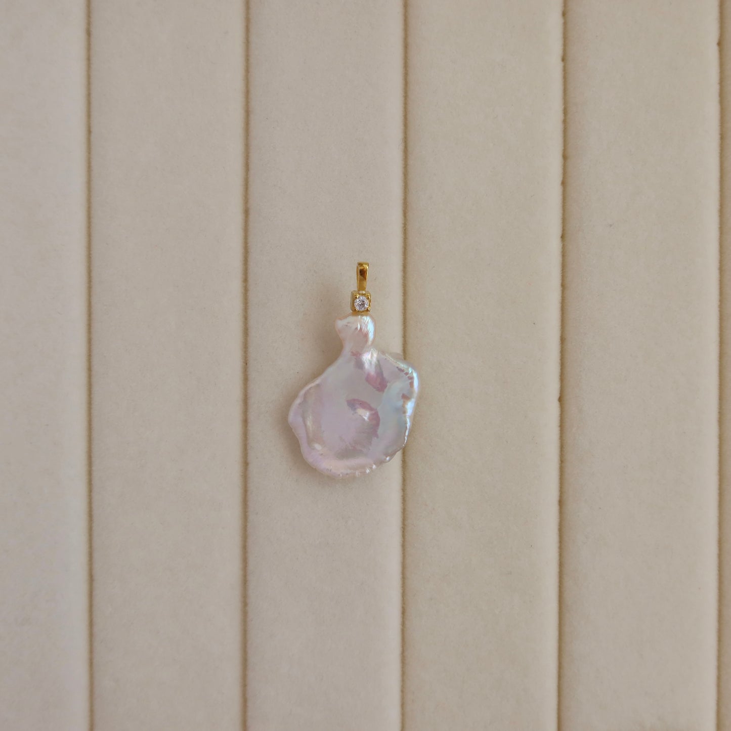 Keshi Pearl Pendant - 4