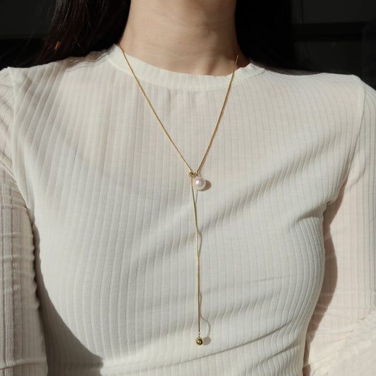 Leila Lariat Necklace