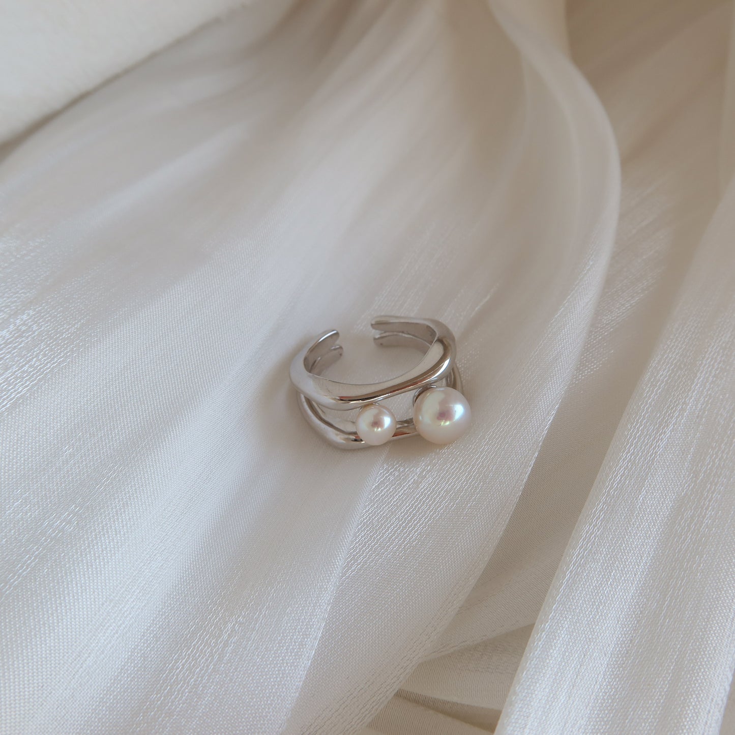 Dual Pearl Ring