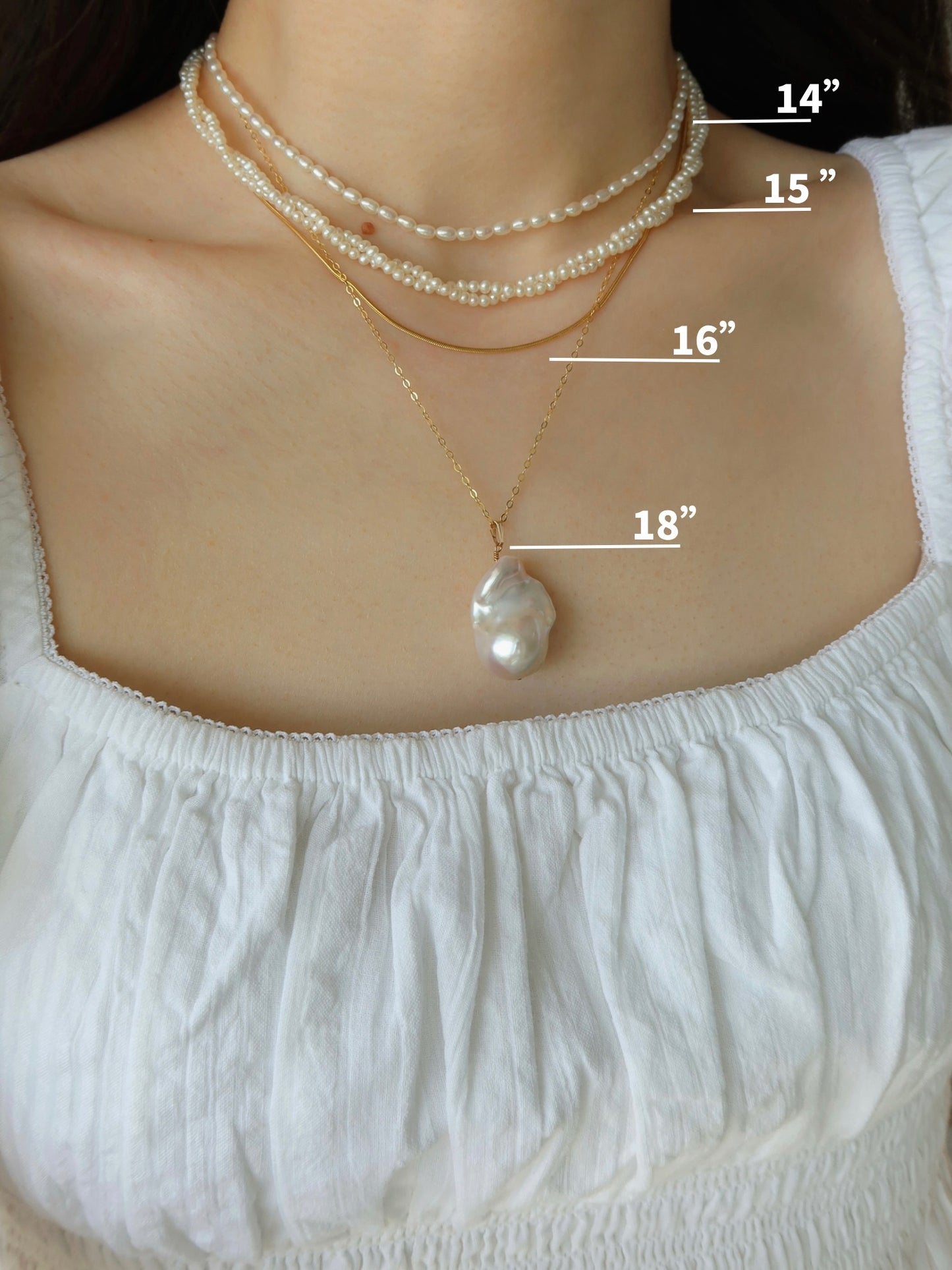 Chloé 巴洛克珍珠项链