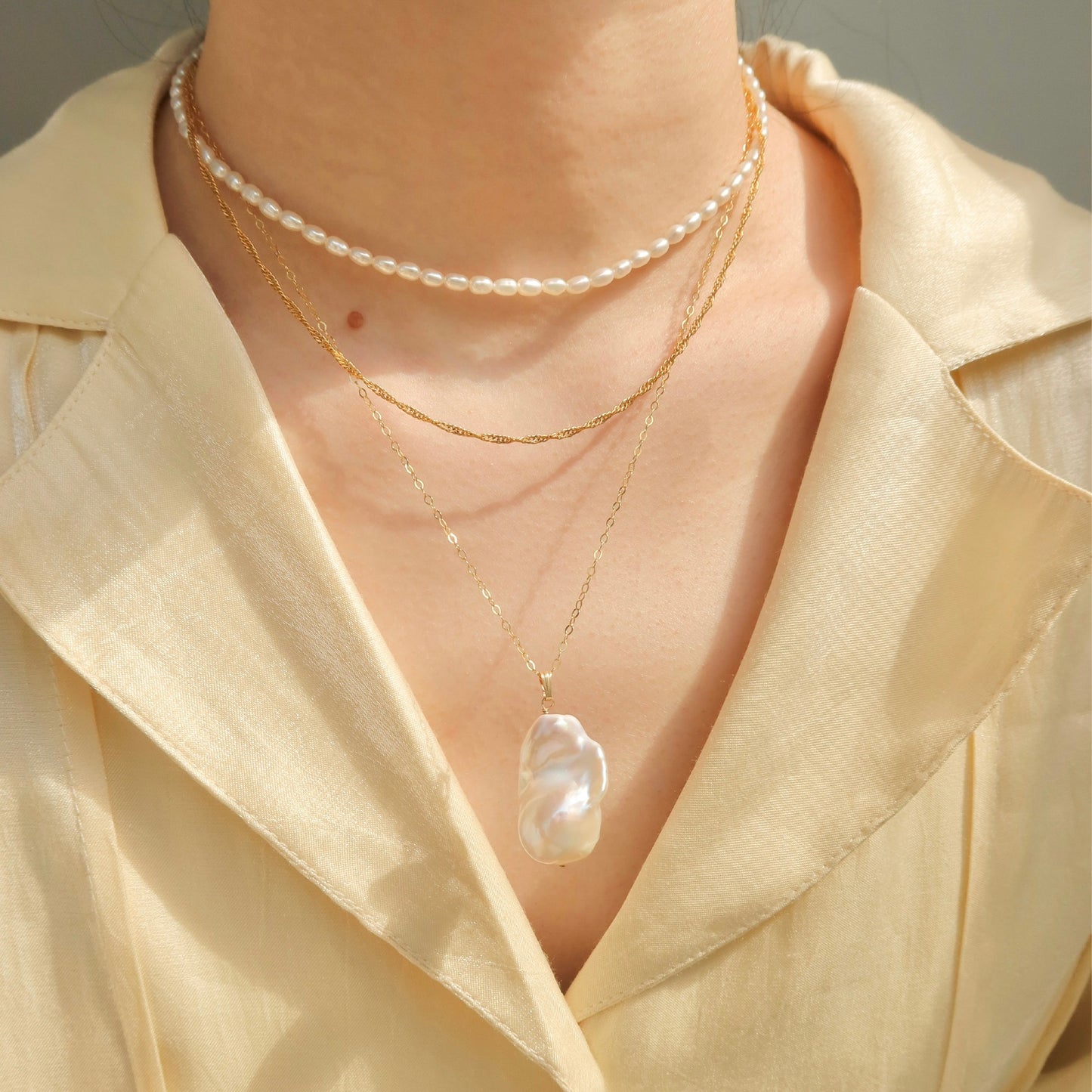 Chloé 巴洛克珍珠项链