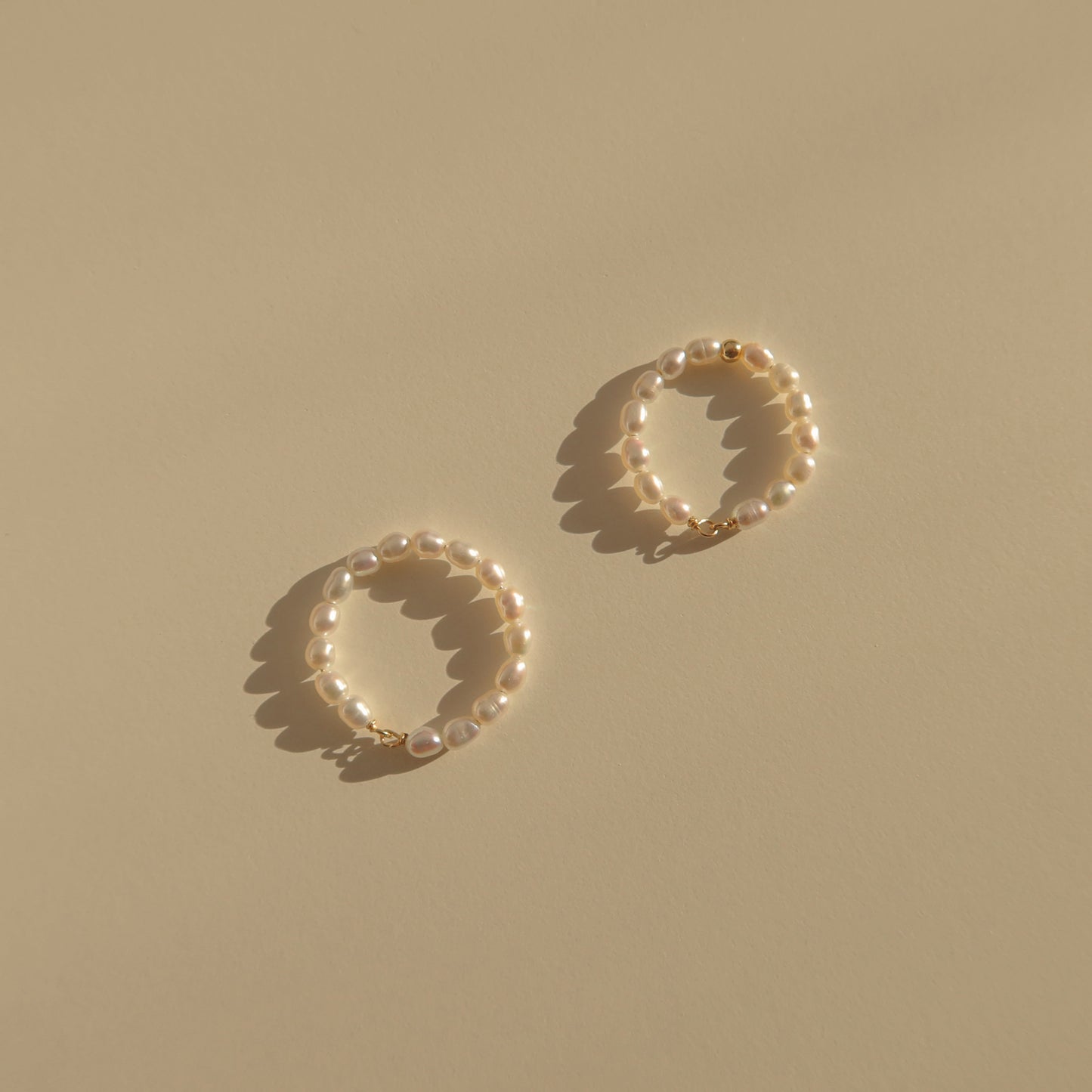 Mini pearl ring