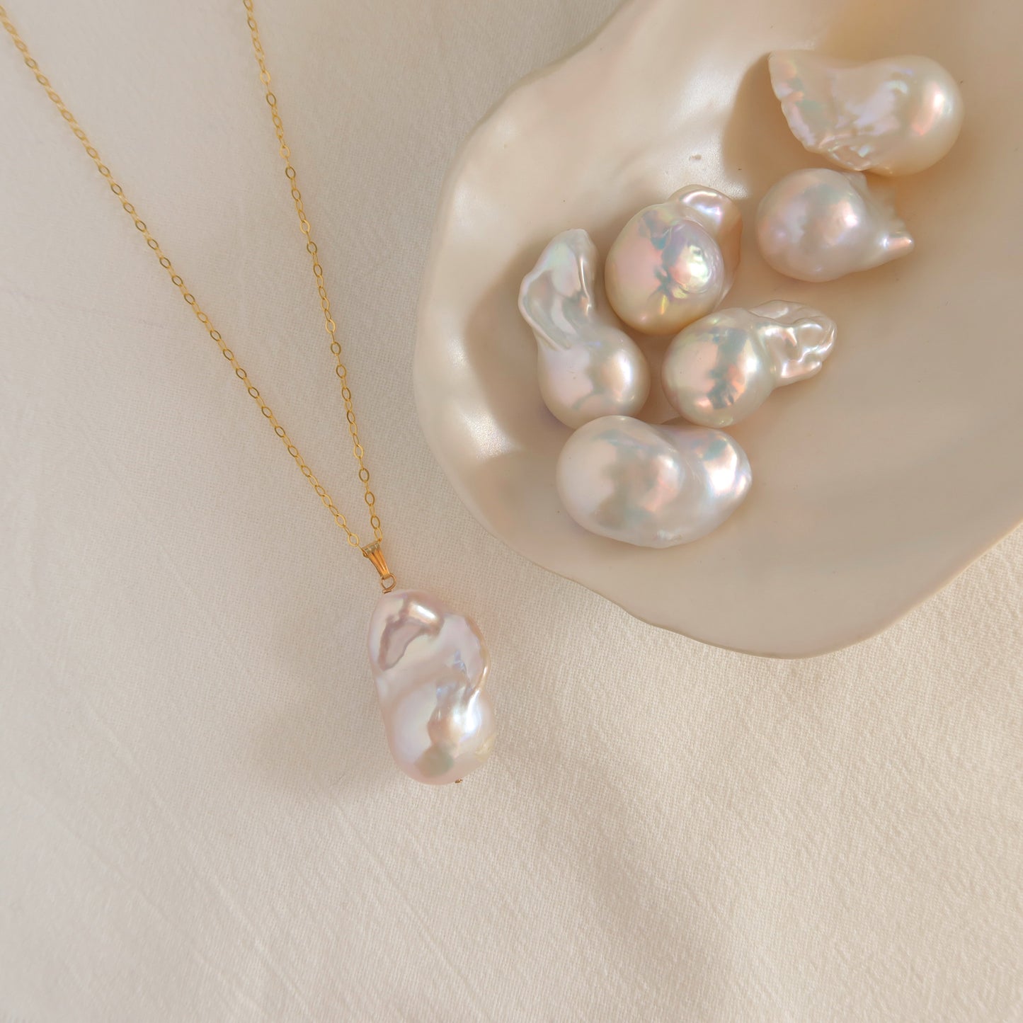 Chloé 巴洛克珍珠项链