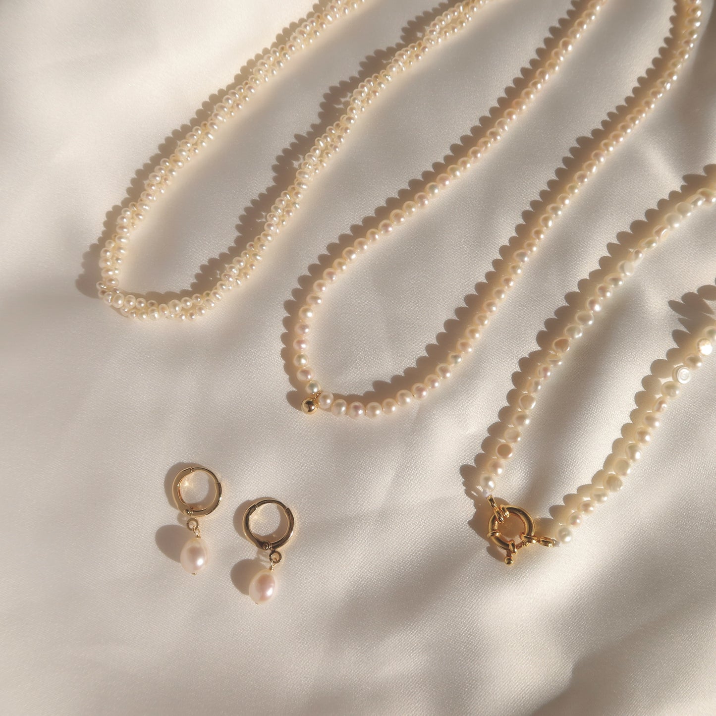 金球珍珠串珠颈链