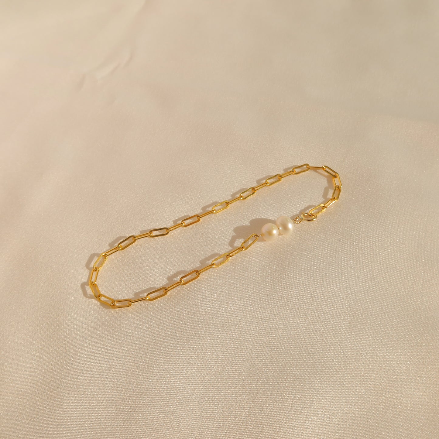 Paperclip Dual Pearl Bracelet