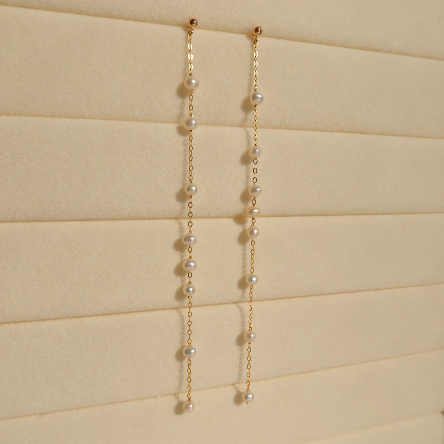 Gloria Pearl Earrings