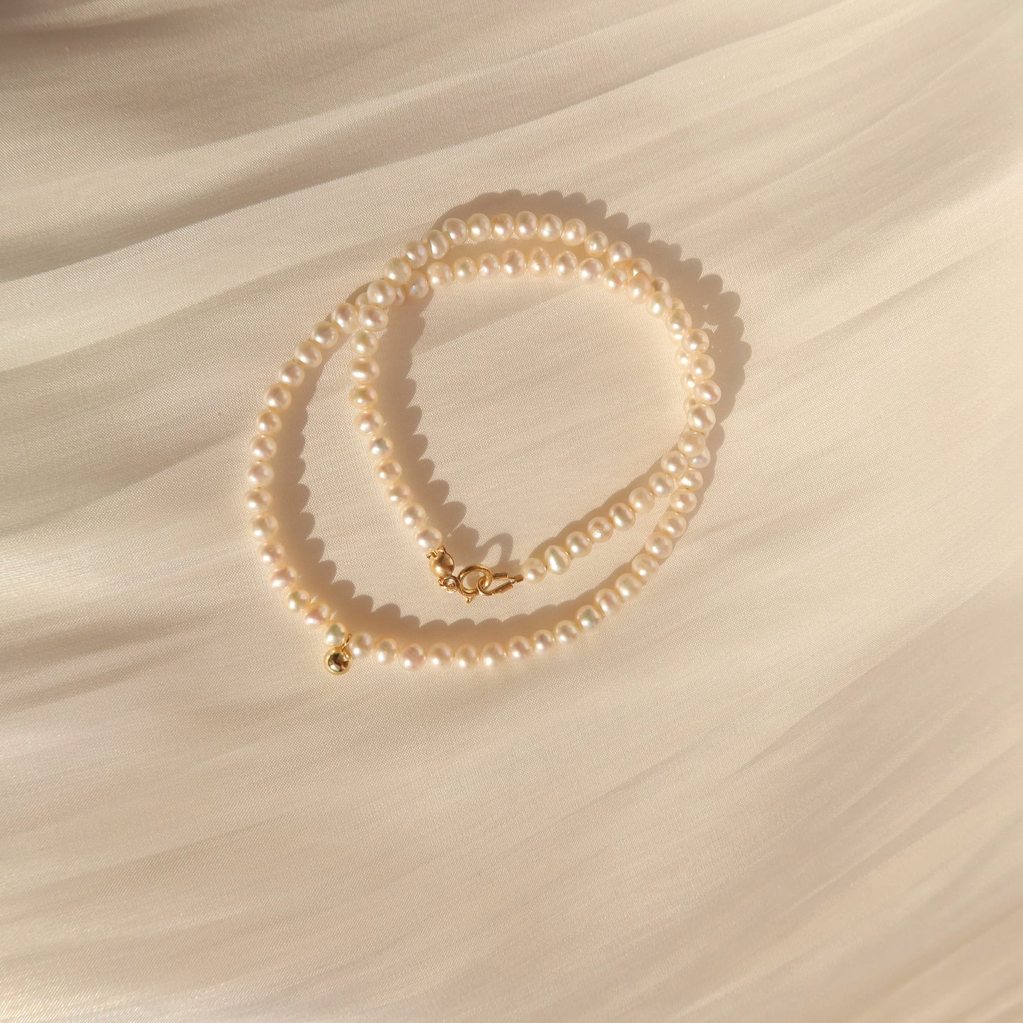 金球珍珠串珠颈链