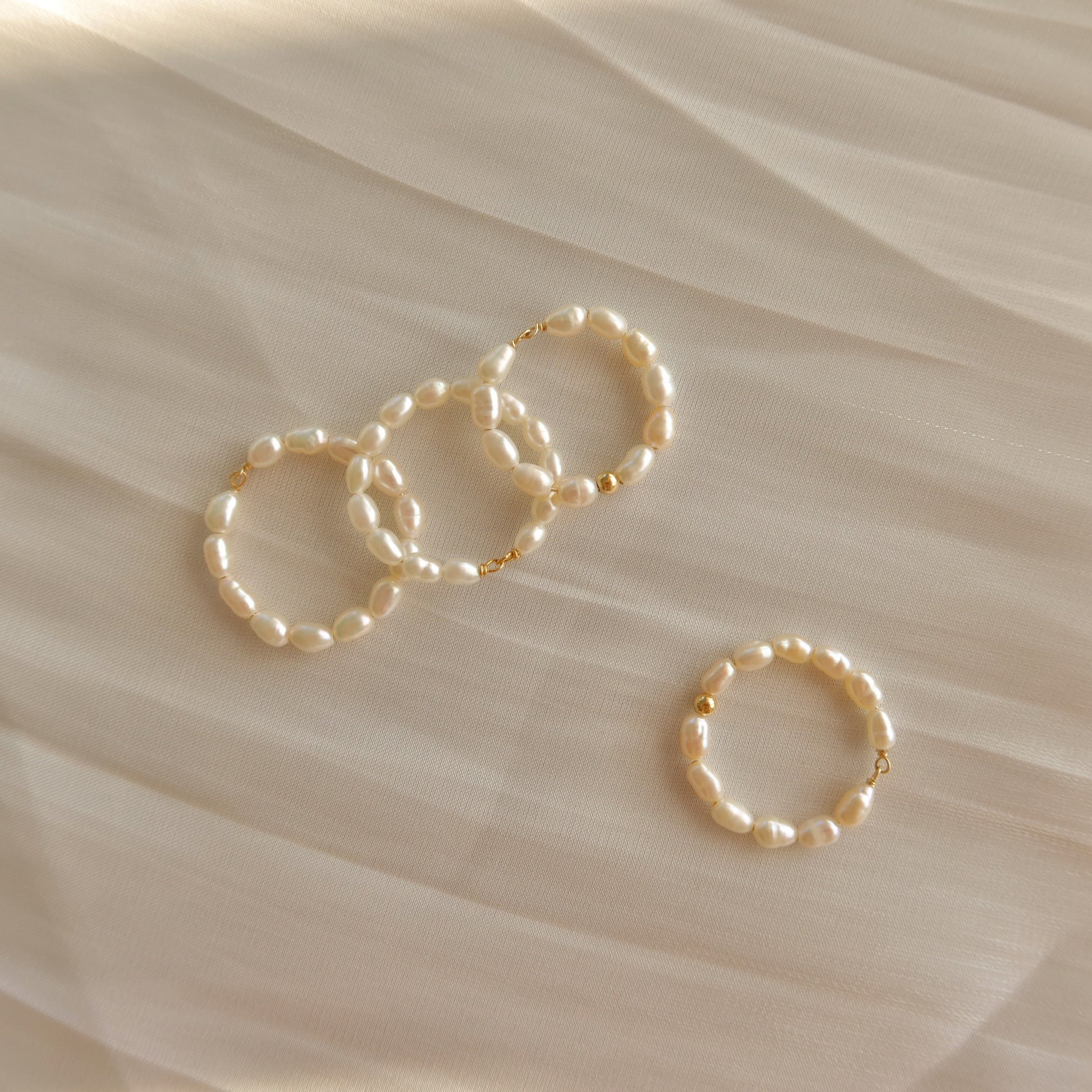 Pearl beaded ring