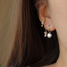 Load image into Gallery viewer, Ember Ear Cuff
