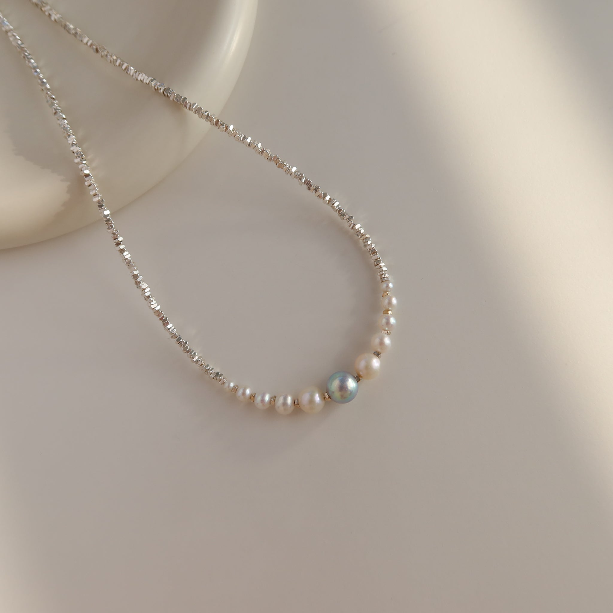 Monique Necklaces – Pretty Pearlfect