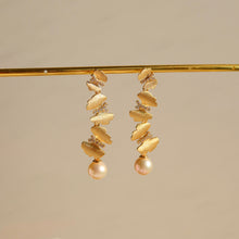 Load image into Gallery viewer, Seraphine Butterfly Earrings
