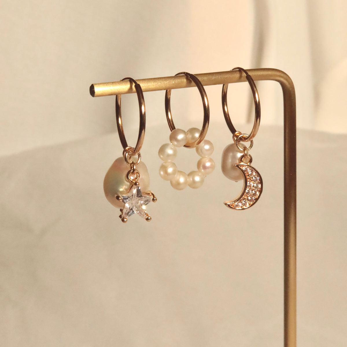 Medium Infinity Hoops 14mm (Single)