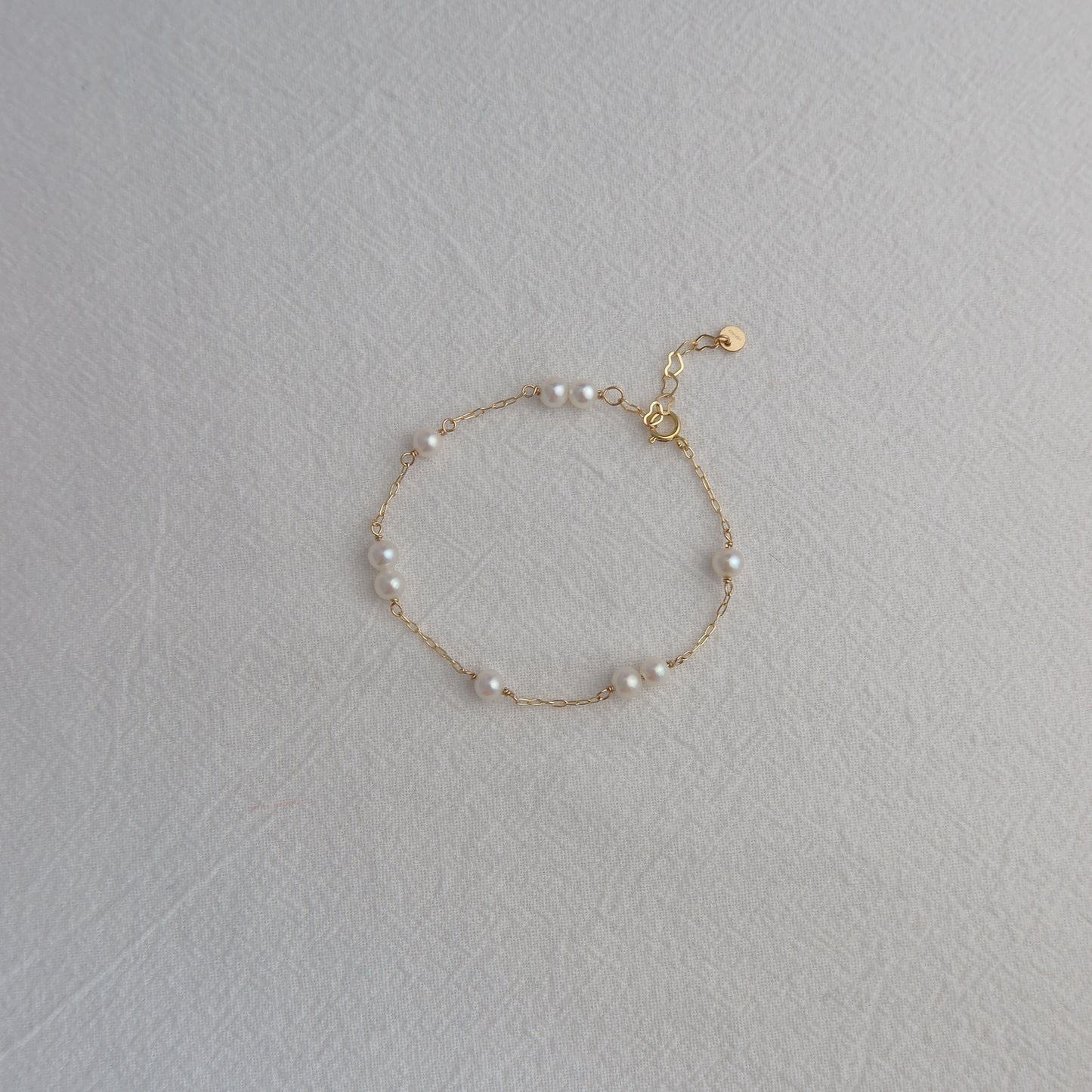 Étoilée Pearl Satellite Bracelet