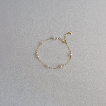 Étoilée Pearl Satellite Bracelet