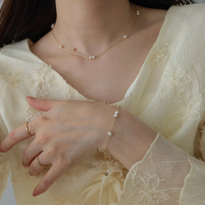 Étoilée Pearl Satellite Necklace