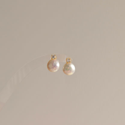 Eleanor Pearl Earrings