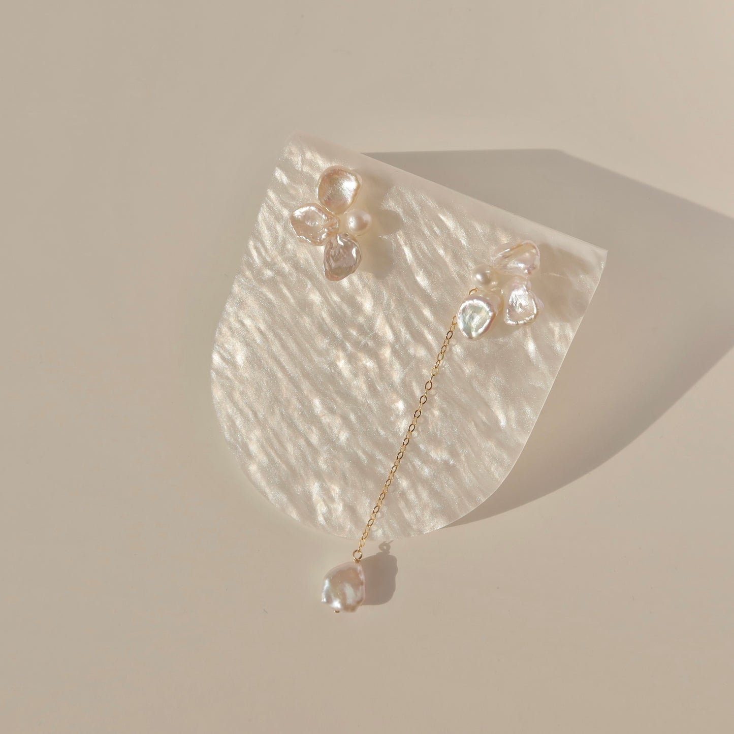 Magnolia Keshi Pearl Studs