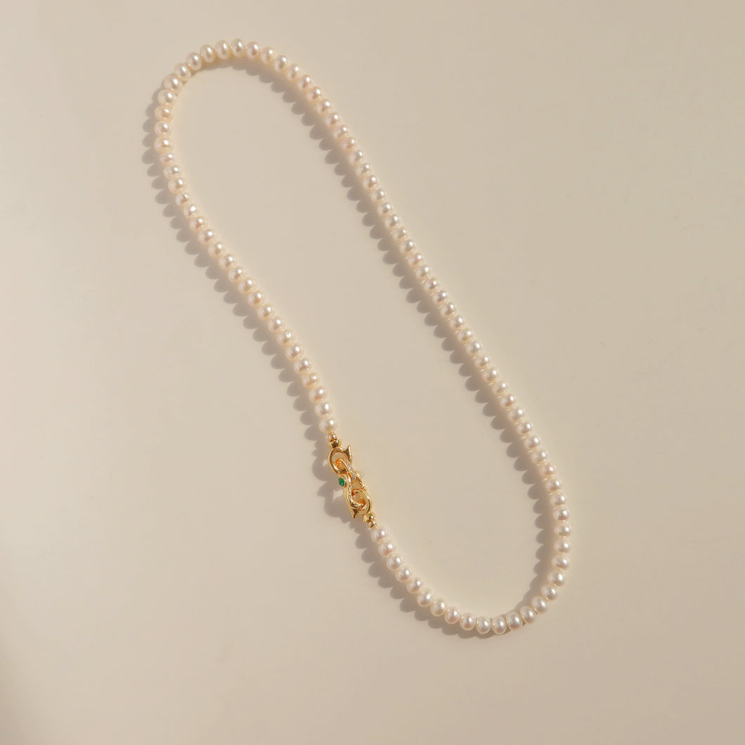 Horseshoe Pearl Necklaces