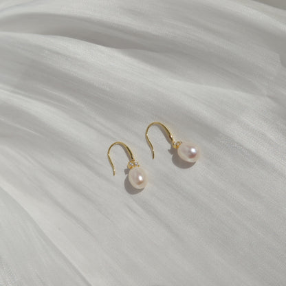 Pearl Dangle Earrings