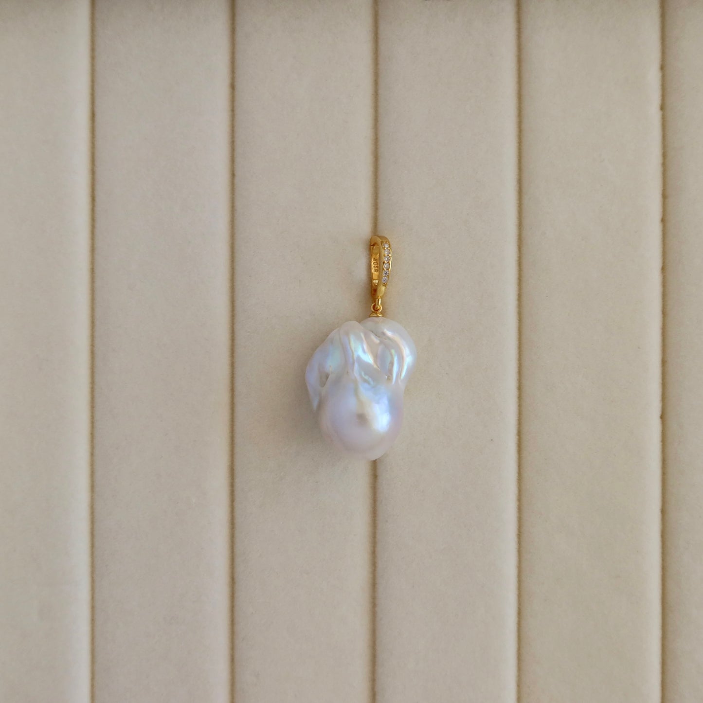 Baroque Pearl Pendant - 2