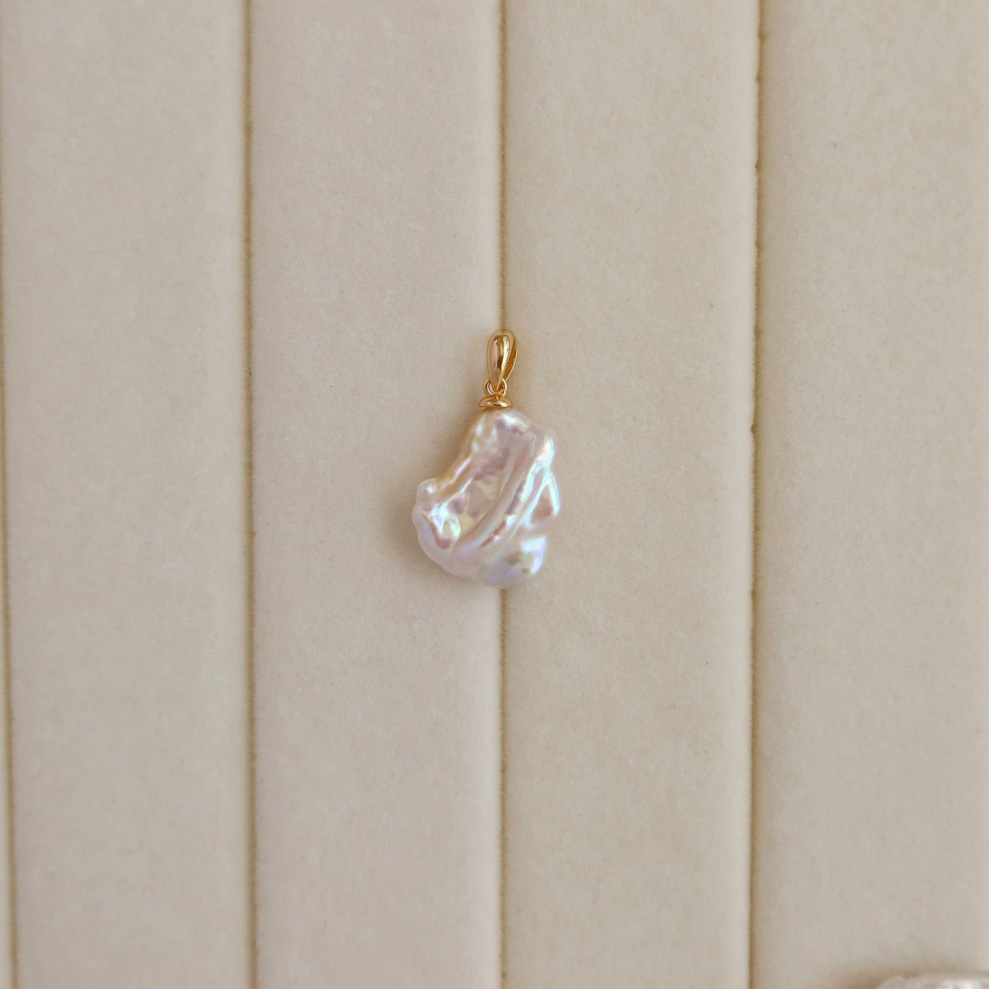 Keshi Pearl Pendant - 8