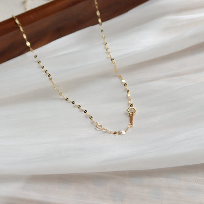 Bisou Petal Chain Necklace