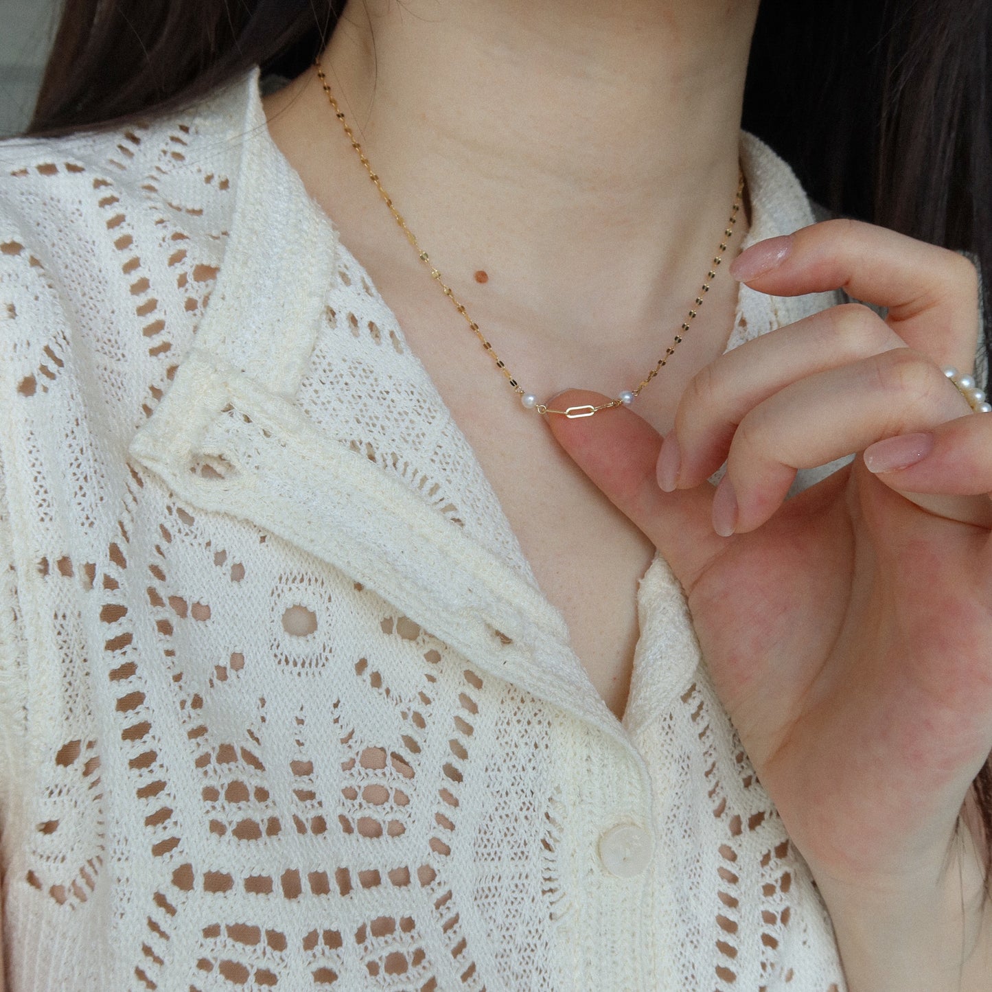 Bisou Petal Chain Necklace