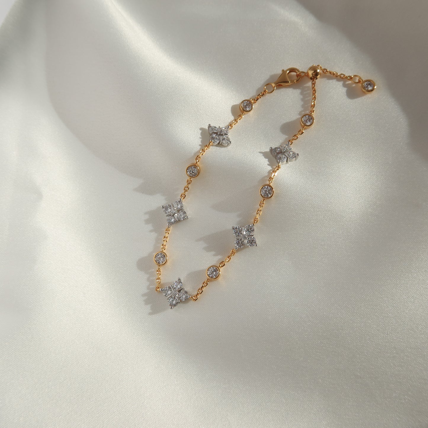 Lorreta Clover Bracelet