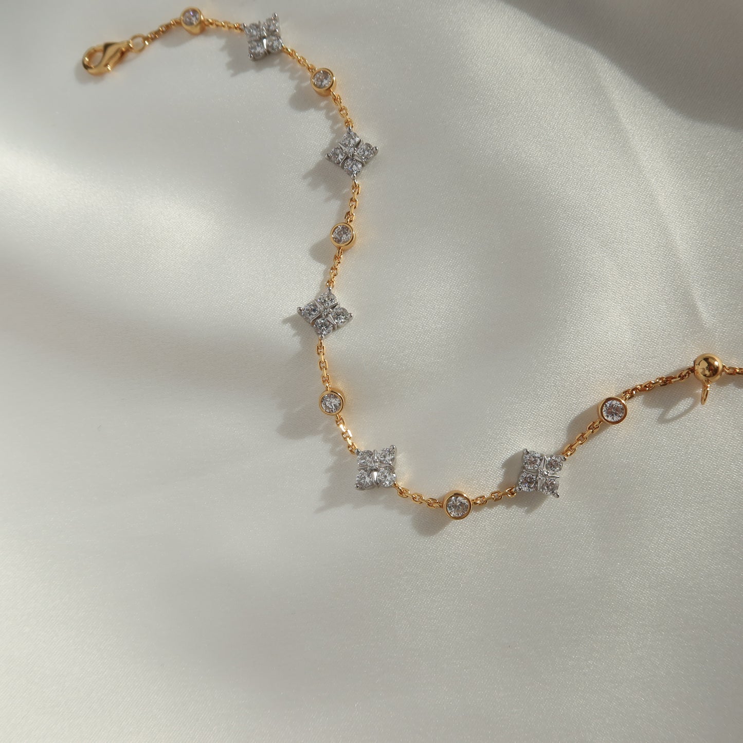 Lorreta Clover Bracelet