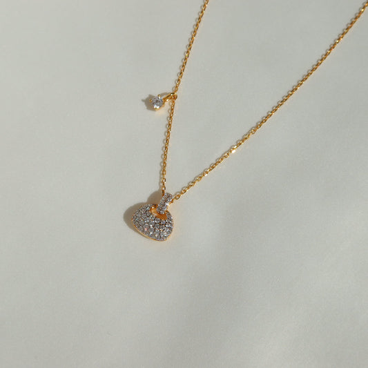 🎁 Diamond Handbag Necklaces (100% off)