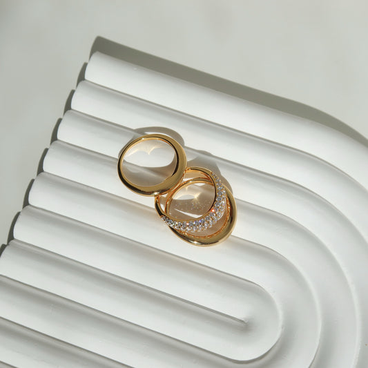 Flow Triple Rings