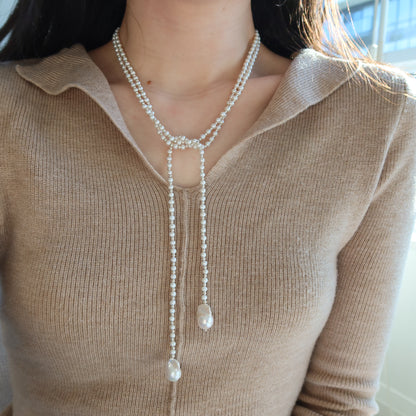 蛇形链上漂浮珍珠项链