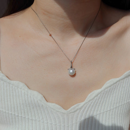 蛇形链上漂浮珍珠项链