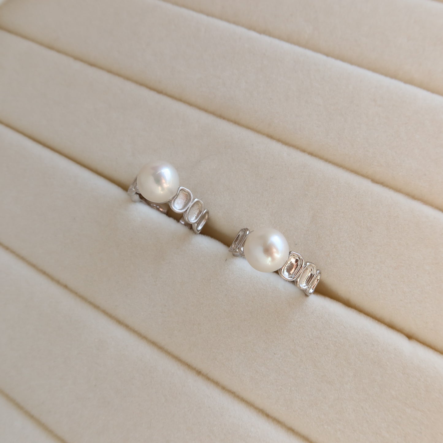 Statement Pearl Ring