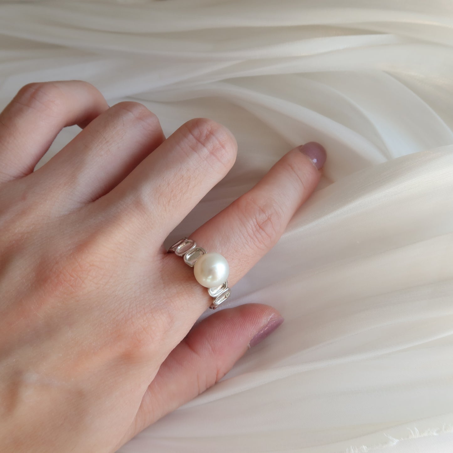 Statement Pearl Ring