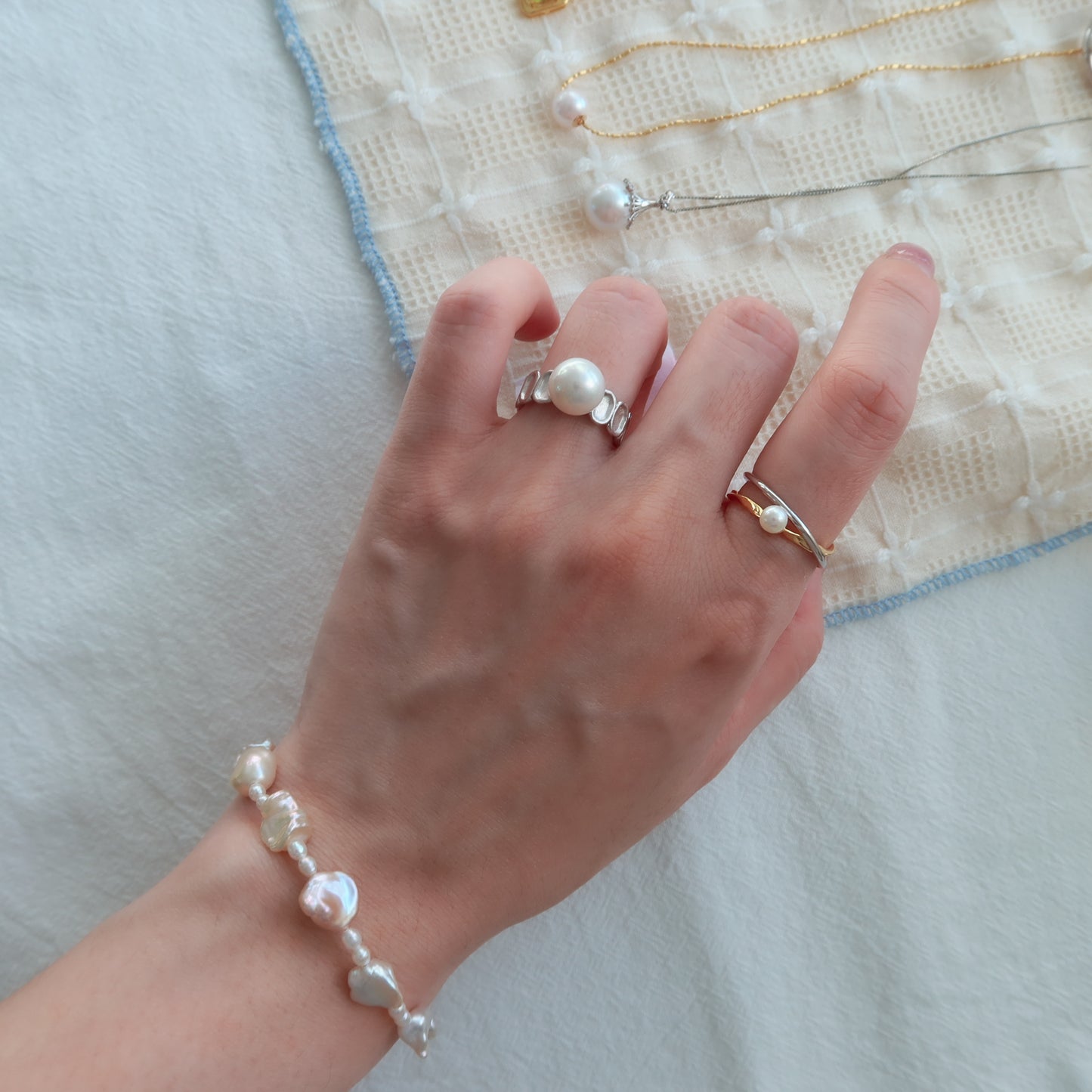 Statement Pearl Ring