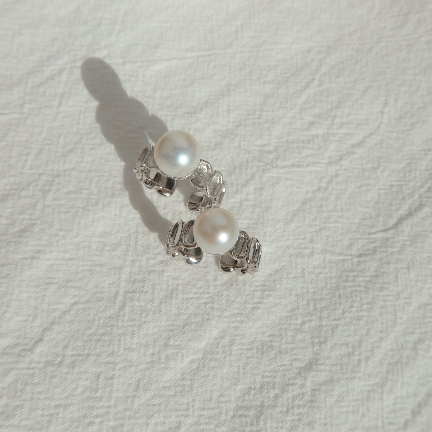 Statement Pearl Ring