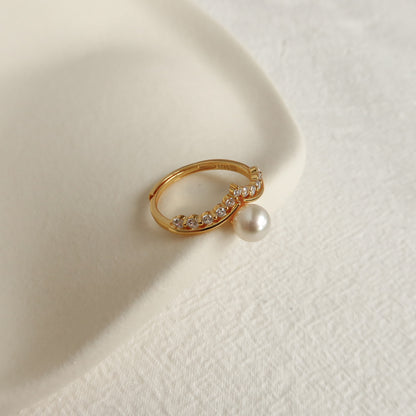 Tiara Chevron Ring