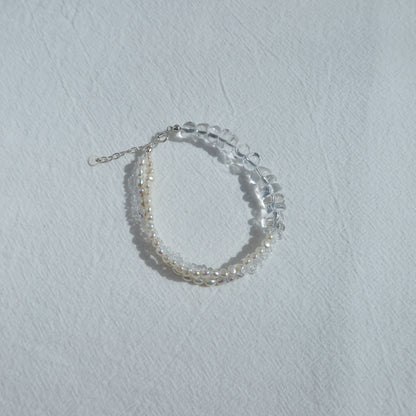 Lueur Crystal Quartz Bracelet