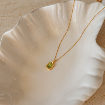 蛇形链上漂浮珍珠项链