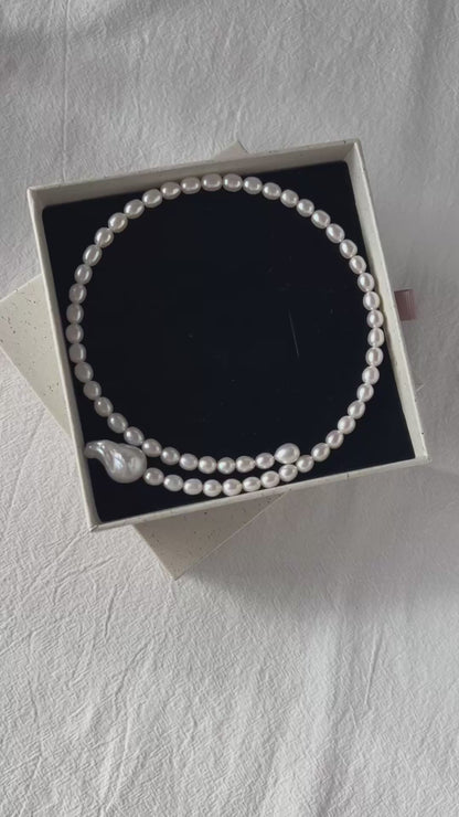 Dana Pearl Collar