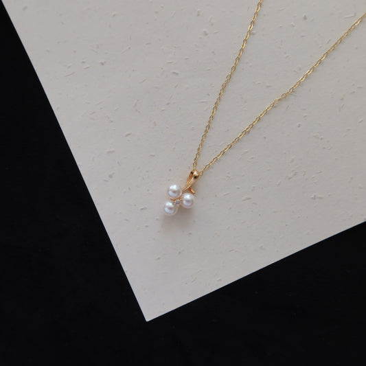 Triolet Pearl Pendant Necklace