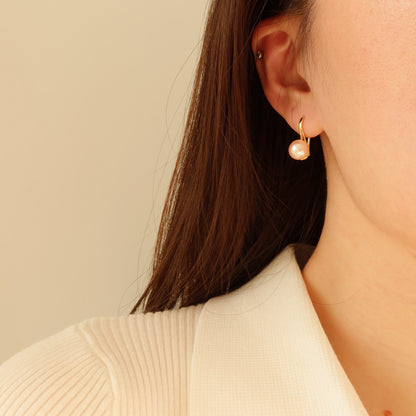 Alma Pearl  Earrings