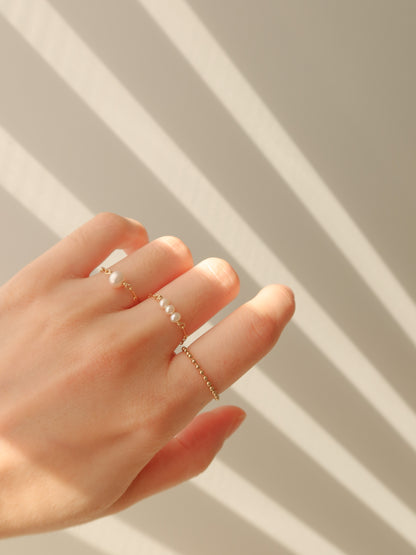 Link Chain Pearl Rings