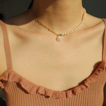 Load image into Gallery viewer, Sophie Pearl &amp; Link Necklace
