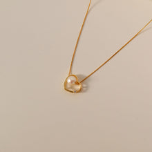 Load image into Gallery viewer, Sadya Heart Necklaces
