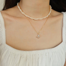 Load image into Gallery viewer, Twisted Pearl Choker
