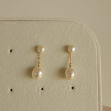 Load image into Gallery viewer, Natalie Pearl Earrings
