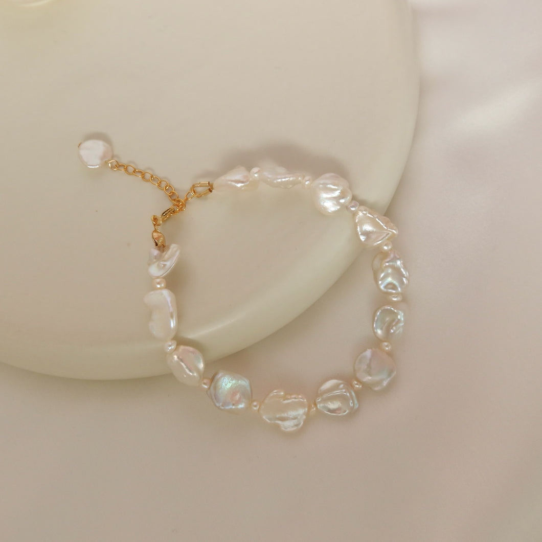 Luna Keshi Pearl Bracelets